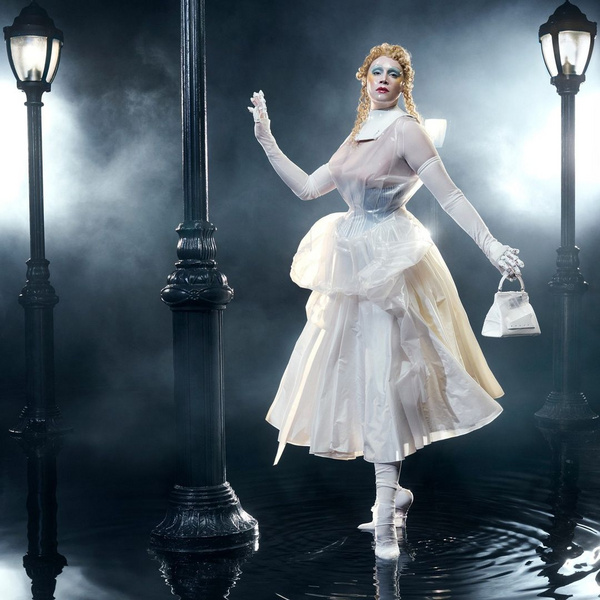 MHS Artists - Mary Howard - Editorial - British Vogue x Maison