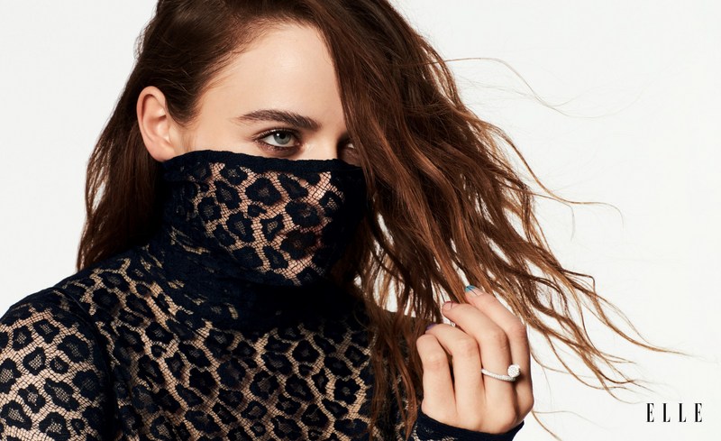 女性情報誌 ELLE Singapore July 2022 Joey King Sneak Peek: Joey King Covers “Elle”